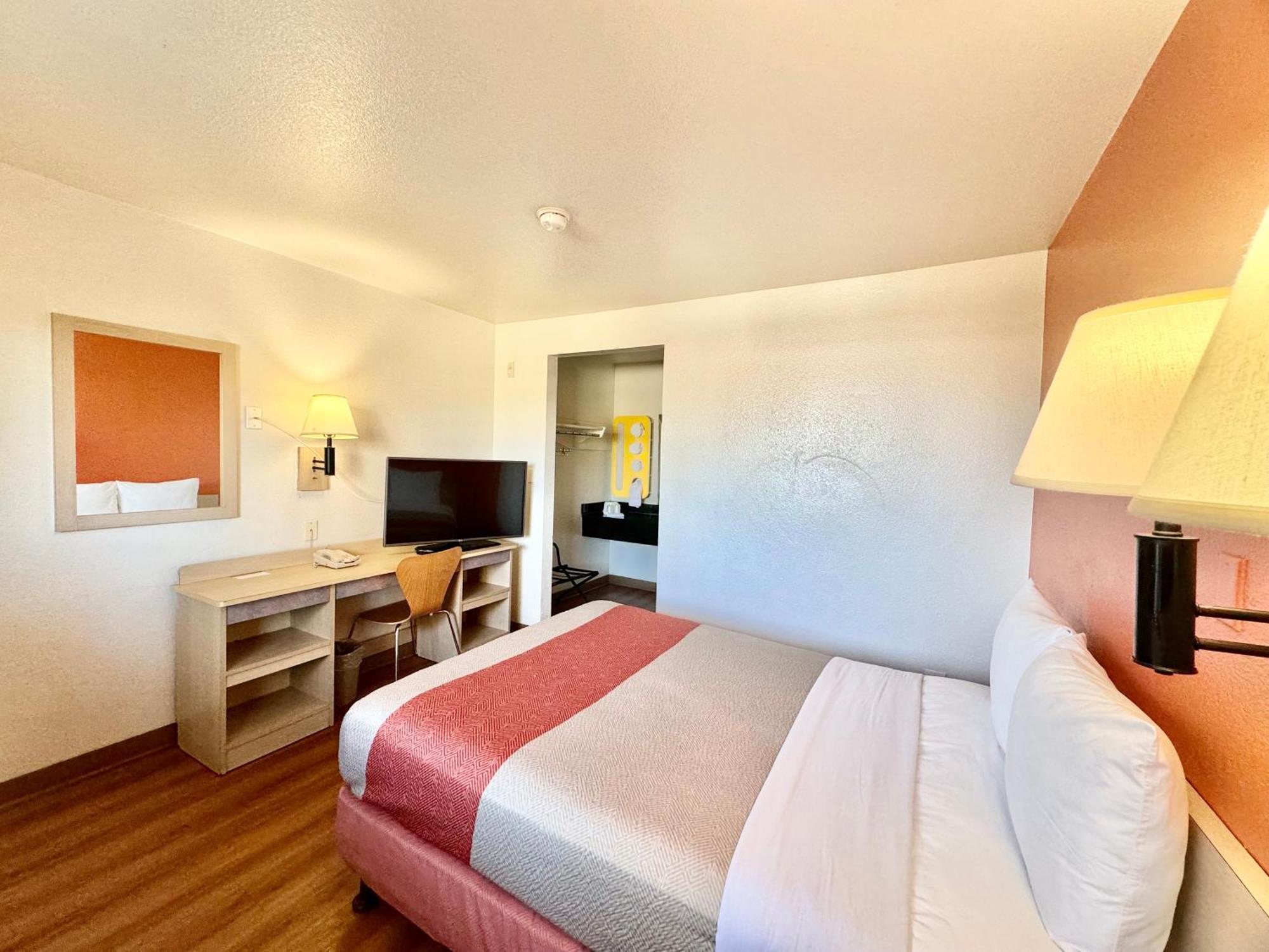 Motel 6-Bellflower, Ca - Los Angeles Zewnętrze zdjęcie