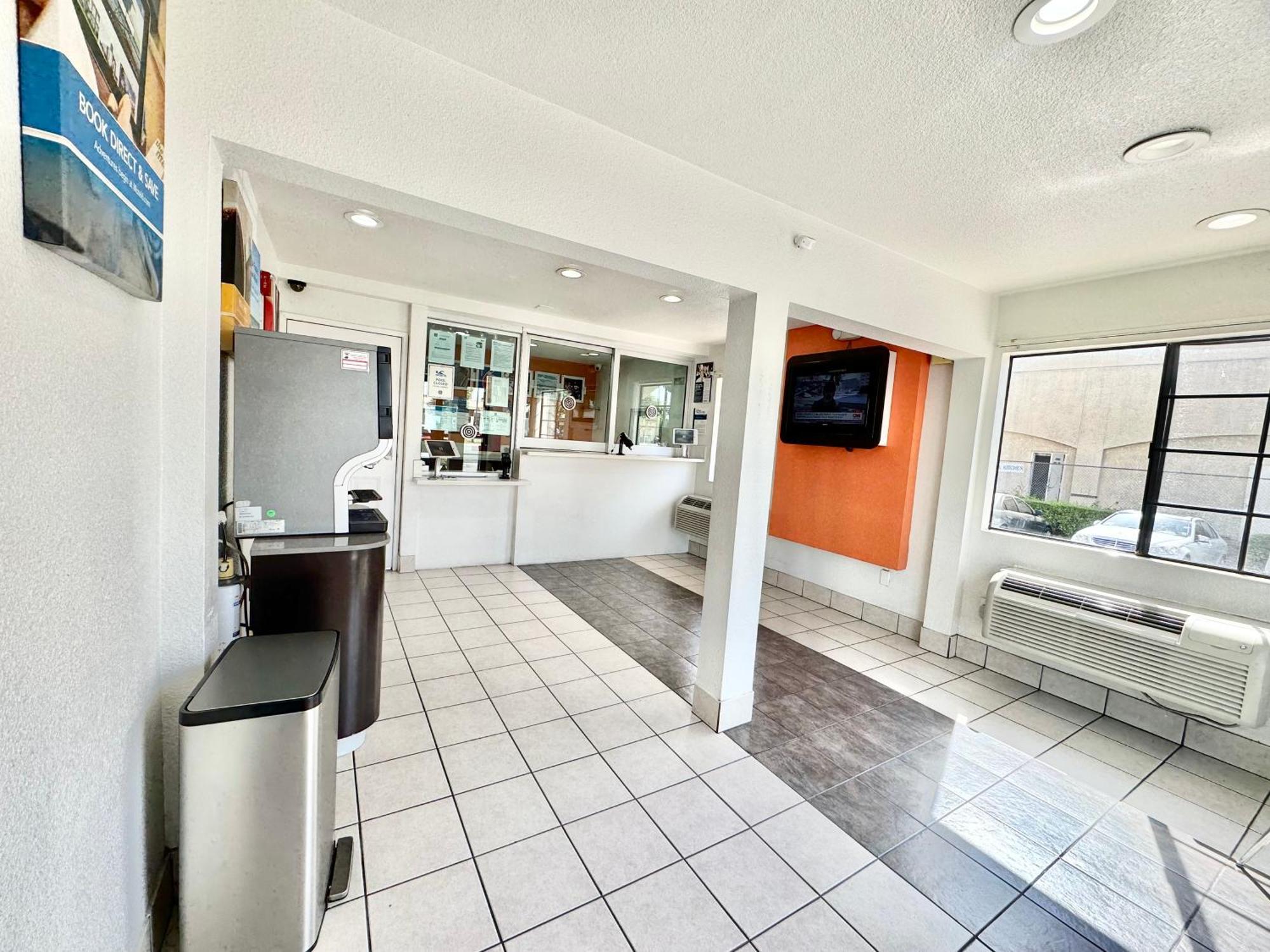 Motel 6-Bellflower, Ca - Los Angeles Zewnętrze zdjęcie